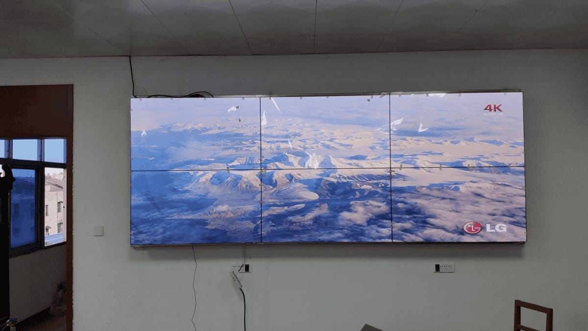 液晶無縫拼接顯示屏-大屏幕液晶窄邊拼接屏